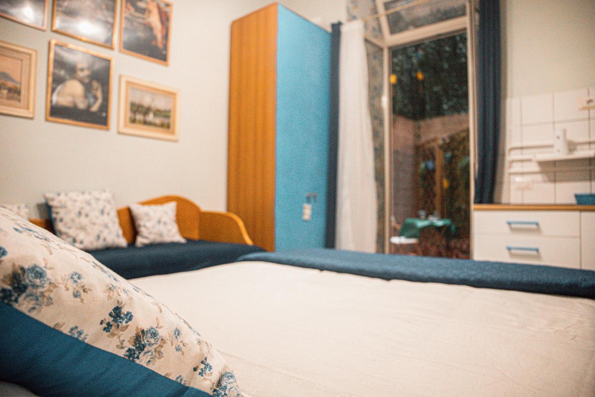 Museodream 2 By Napulitandream Hotel Napoli Bagian luar foto