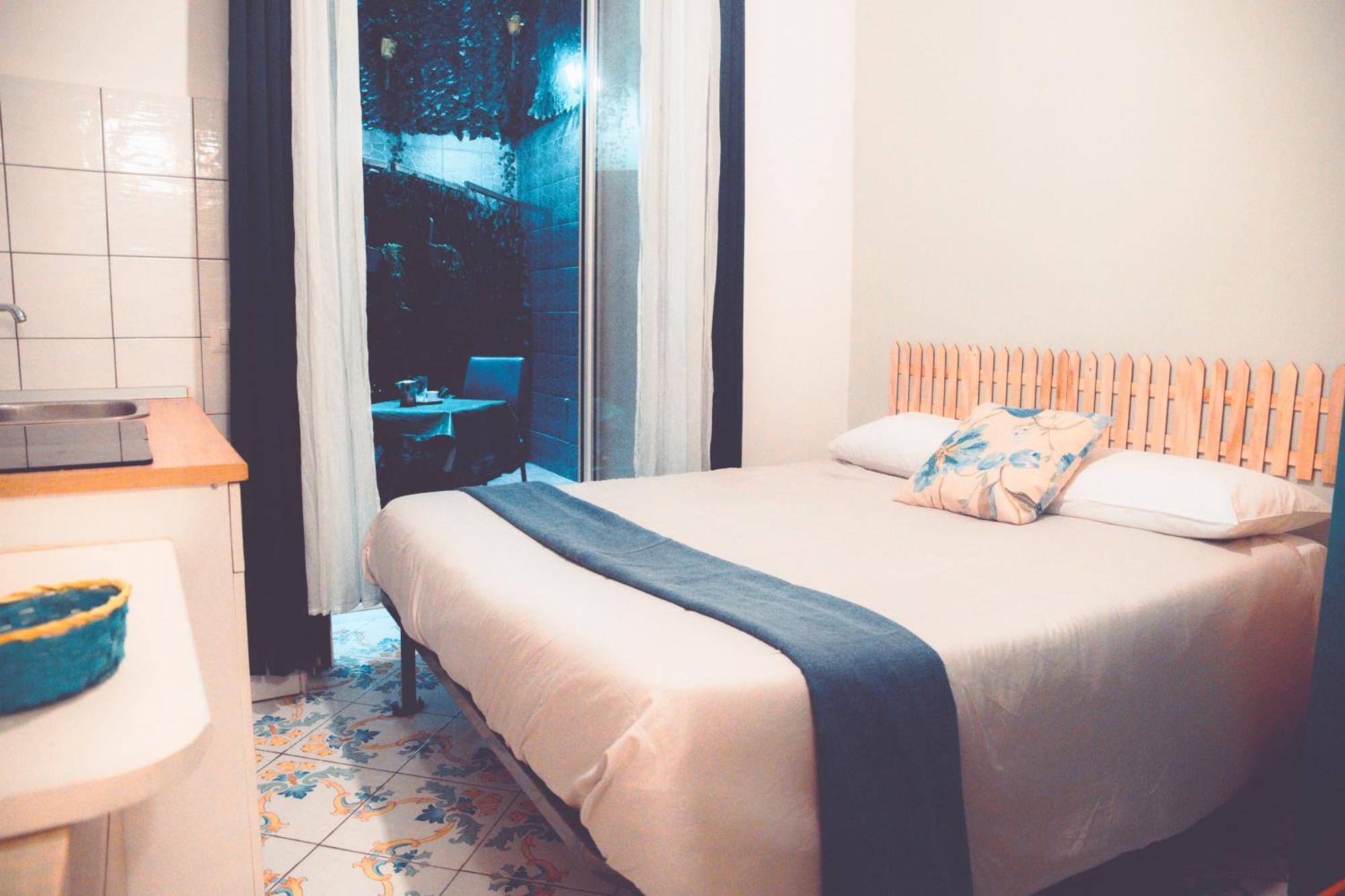 Museodream 2 By Napulitandream Hotel Napoli Bagian luar foto